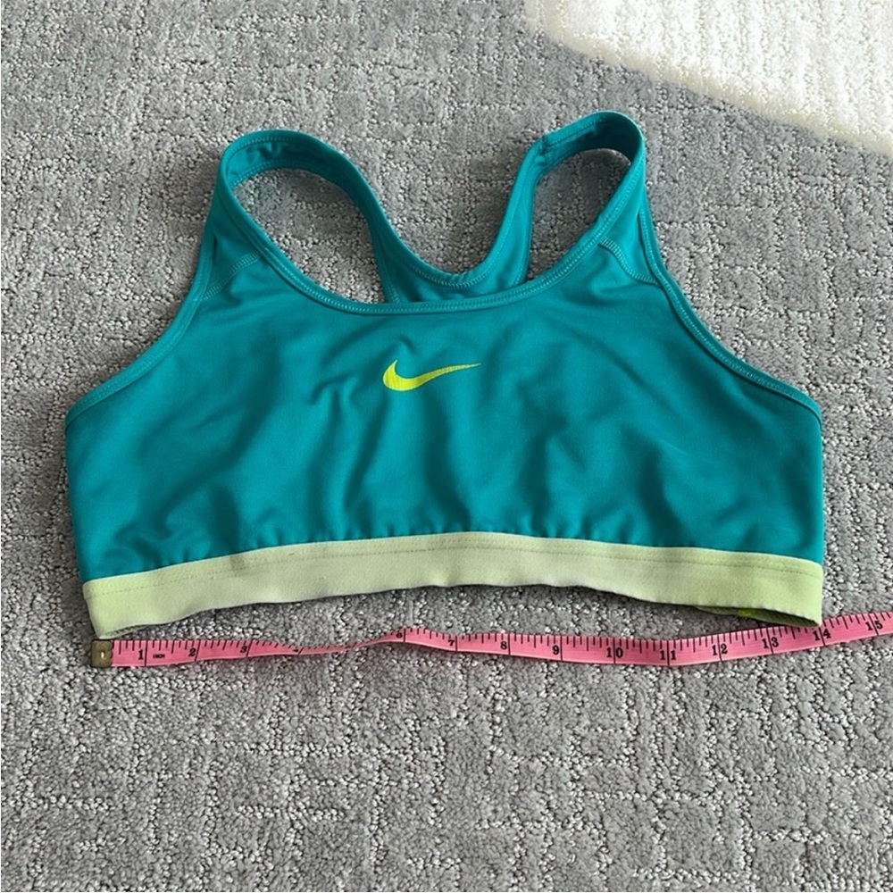 GUC L NIKE dri-fit blue and lime green shorts bra